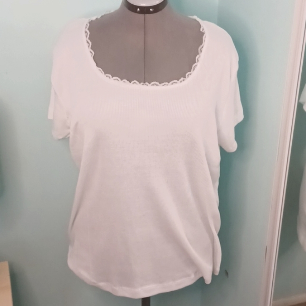 NWOT Arabella White Tee